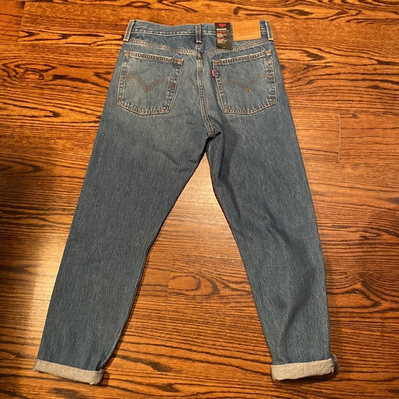 Levis Wedgie - Picture 7 of 9